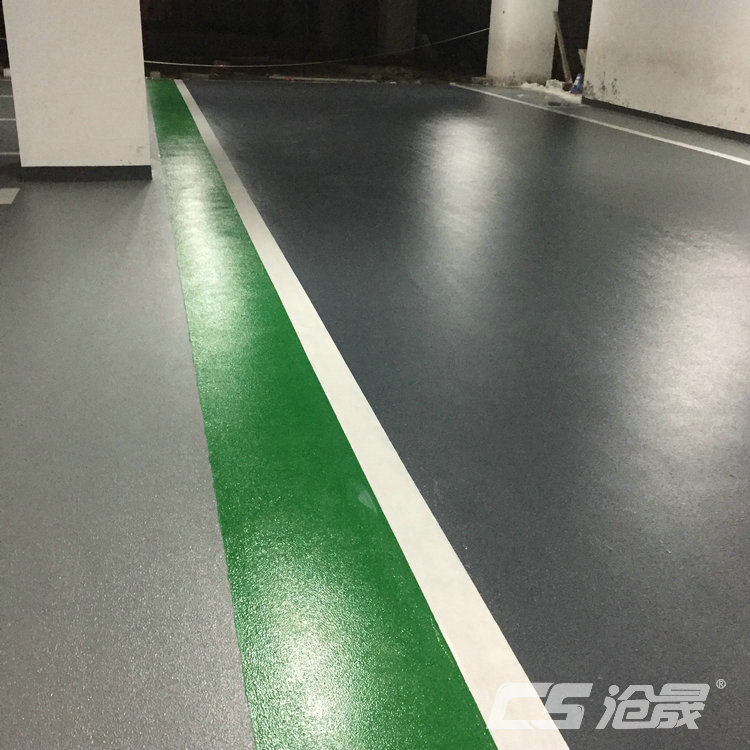 自流平在環(huán)氧樹脂地坪漆施工流程中打底有何作用？